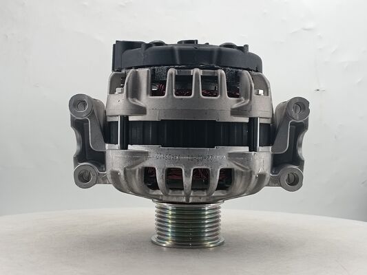 Motor de arranque de motor 14V 150A 8PK para motor diésel Yanmar E56H con múltiples números OEM